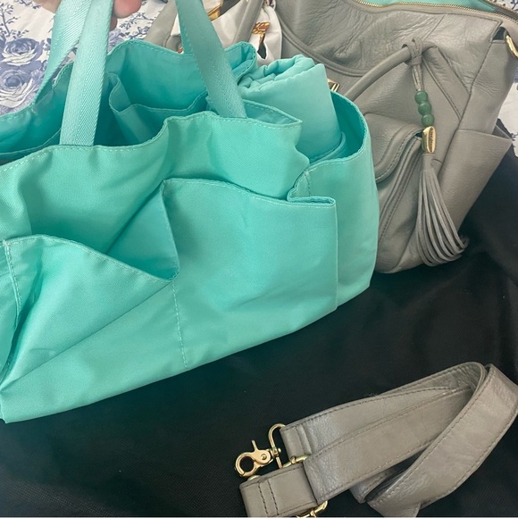 Lily Jade Elizabeth Diaper Bag in Galena (Grey/silver) - Picture 4 of 12